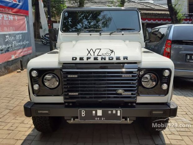 Land Rover Defender 90 Mobil bekas dijual di Indonesia 