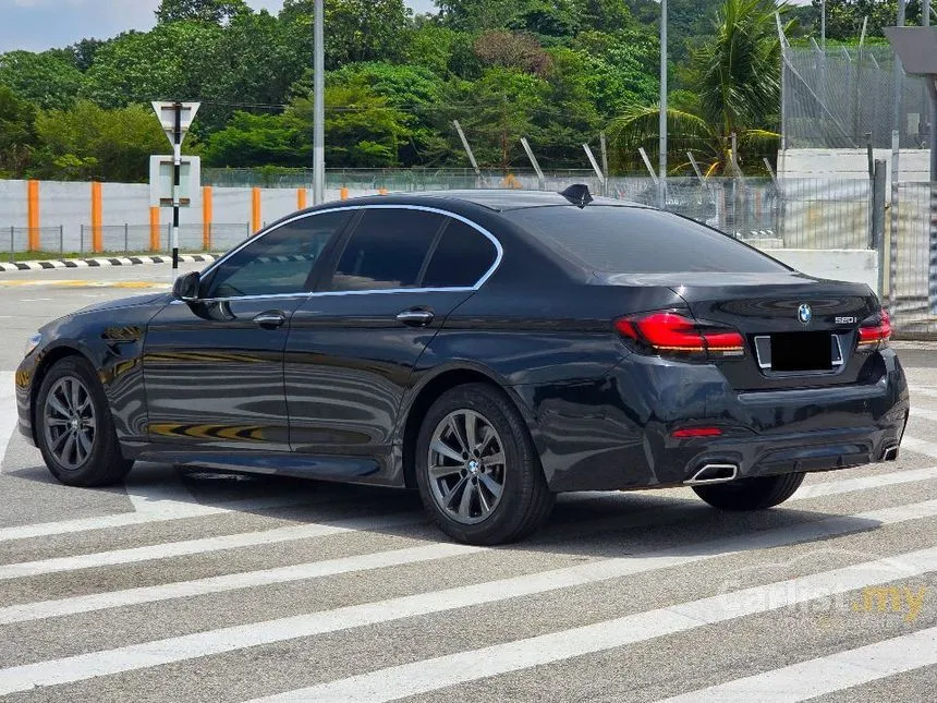 2012 BMW 520i Sedan