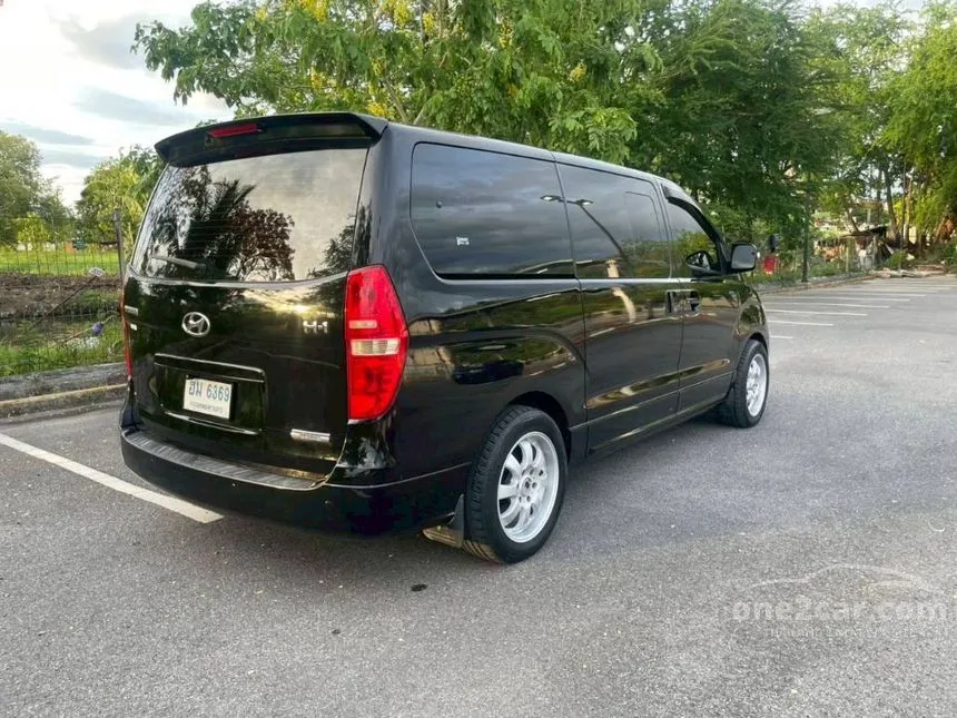 2013 Hyundai H-1 Deluxe Van