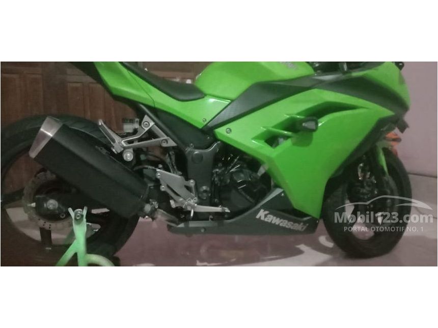 2016 Kawasaki Ninja 250 Manual Sport Bike