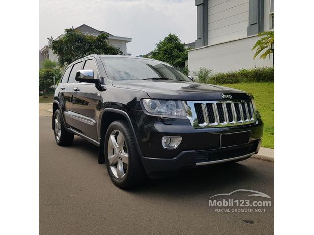 Jeep Grand Cherokee Mobil Bekas Baru dijual di Indonesia 