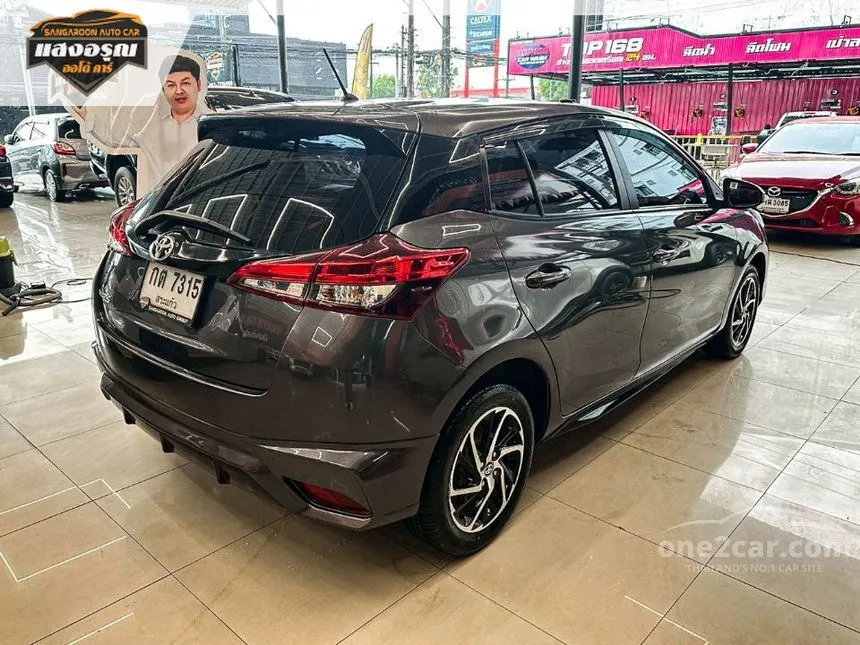 2021 Toyota YARIS Sport Hatchback