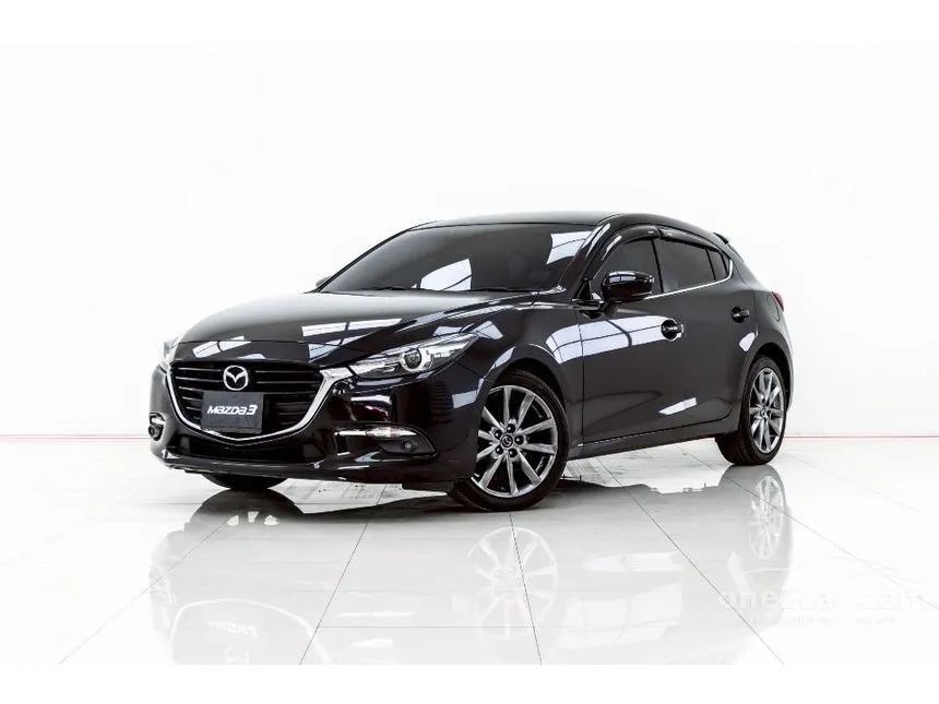 2017 Mazda 3 S Sports Hatchback