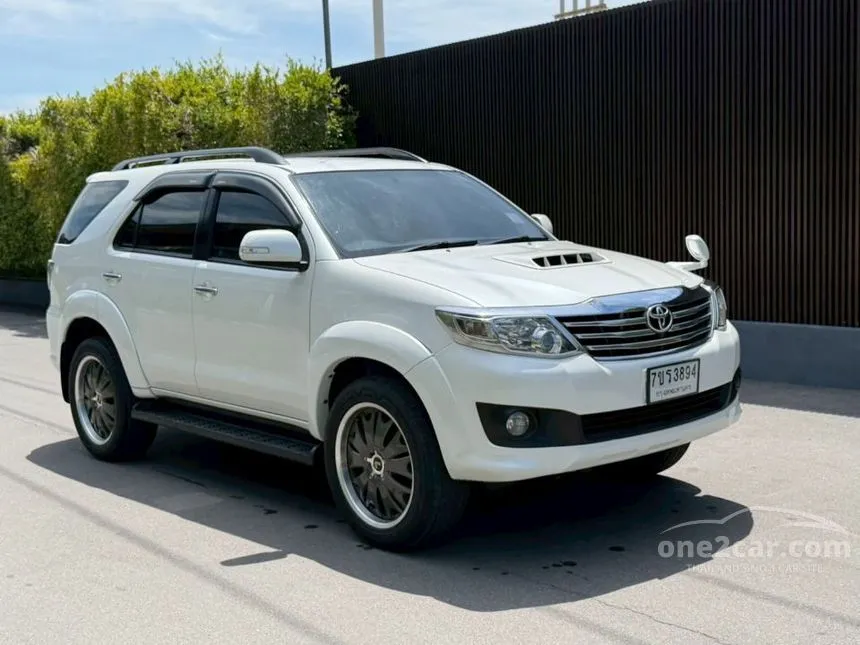 2012 Toyota FORTUNER V SUV