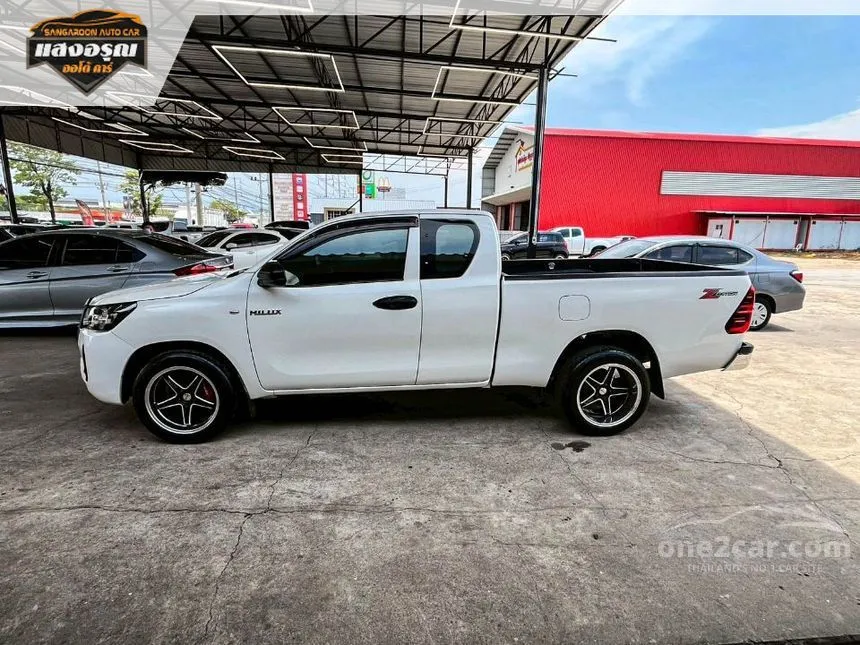 2020 Toyota HILUX REVO Z Edition Entry Smart Cab Pickup