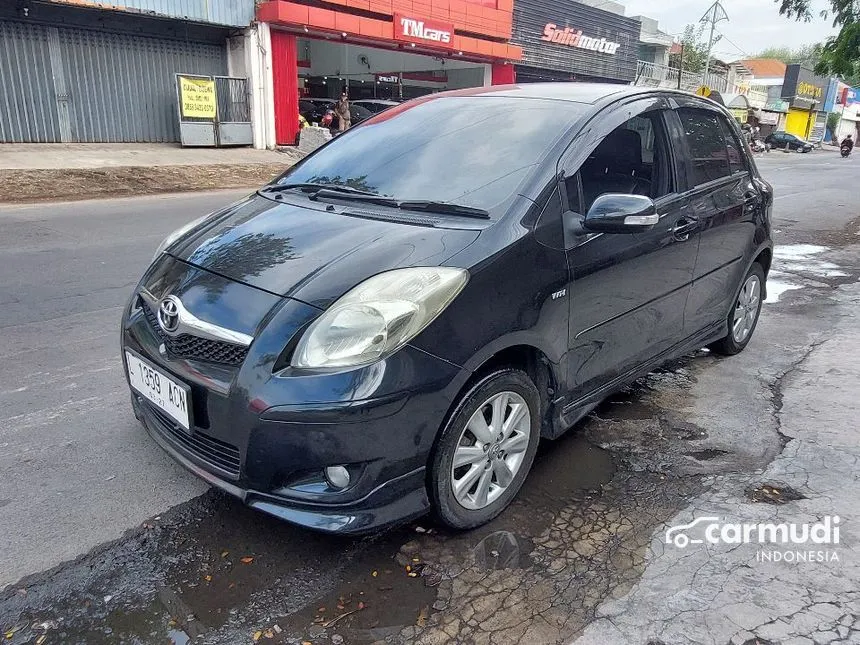 2010 Toyota Yaris S Limited Hatchback