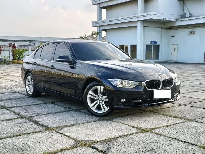 2014 BMW 320i Sport Sedan