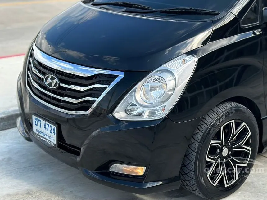 2013 Hyundai H-1 Elite Van