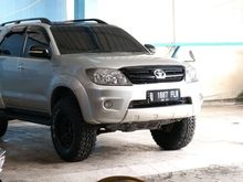 2005 Toyota Fortuner 2.7 V SUV