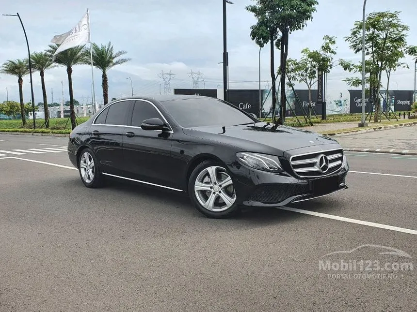 2017 Mercedes-Benz E250 Avantgarde CKD Sedan