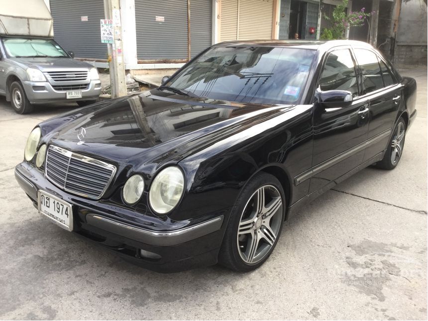 Mercedes-Benz E240 2001 Elegance 2.4 in กรุงเทพและปริมณฑล Automatic ...