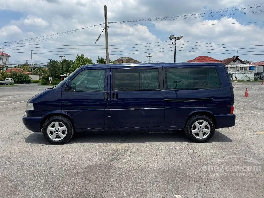 2003 Volkswagen CARAVELLE V6 Van
