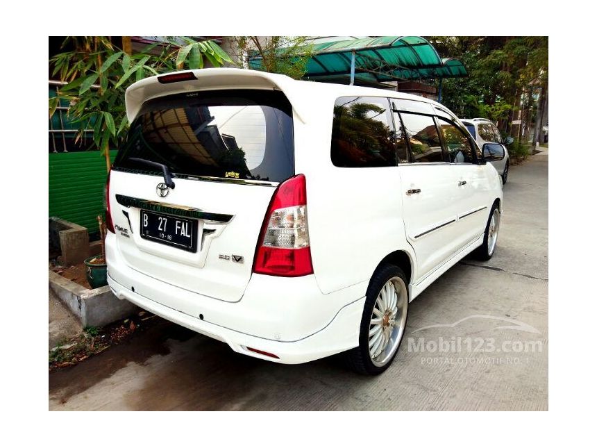 Jual Mobil  Toyota  Kijang  Innova  2012 V Luxury 2 0 di DKI 