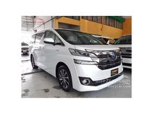 2016 Toyota Vellfire 2.5 (ปี 15-18) E-Four Hybrid Van AT