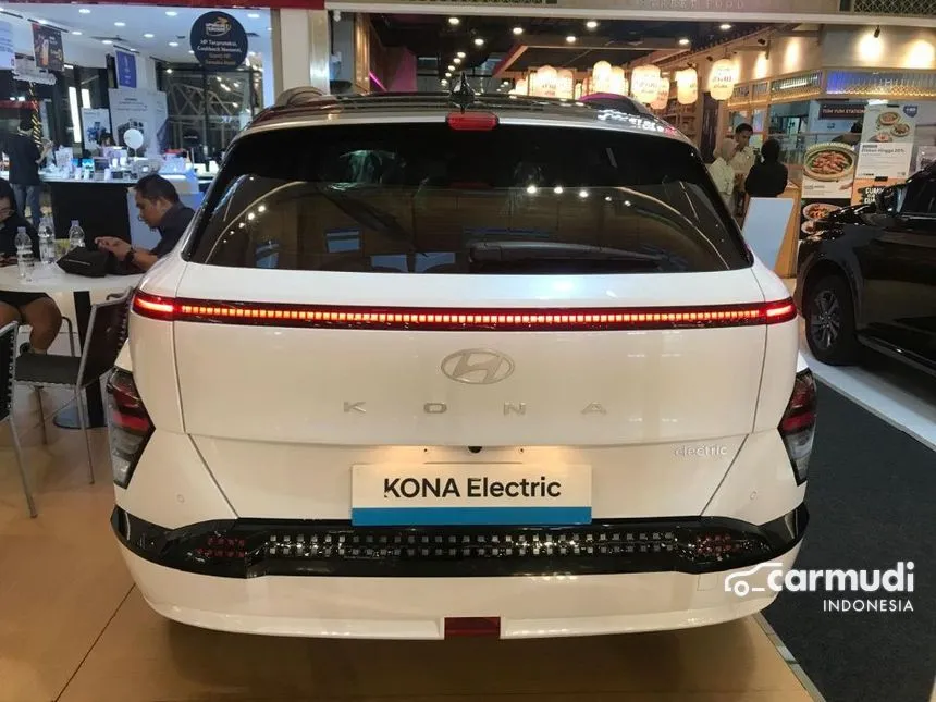 2024 Hyundai Kona Signature Long Range SUV