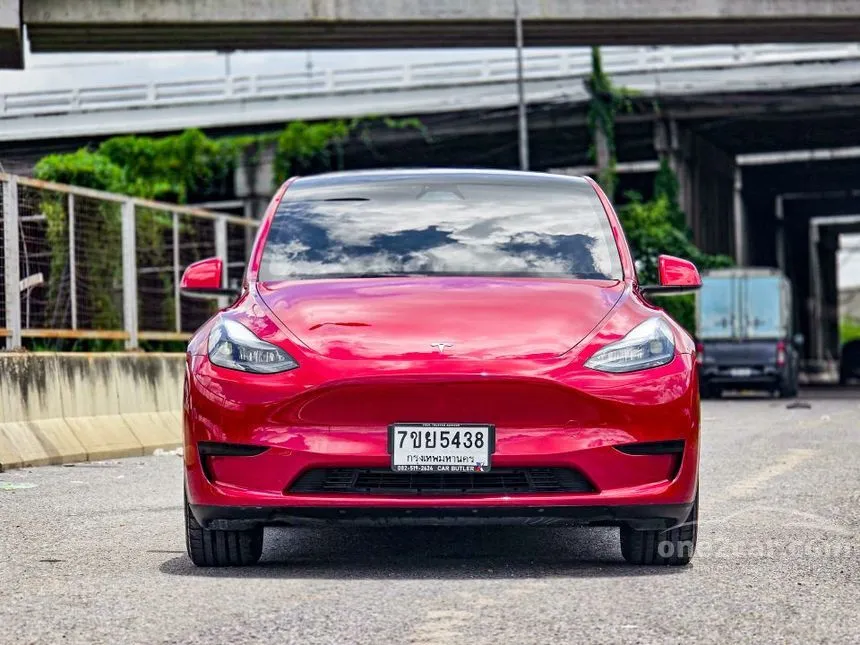 2024 TESLA Model Y Standard Range SUV