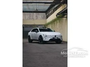 2025 Volvo ES90 Sedan
