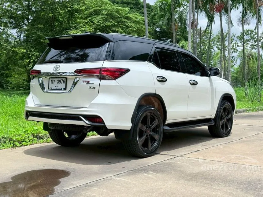 2017 Toyota FORTUNER TRD Sportivo SUV