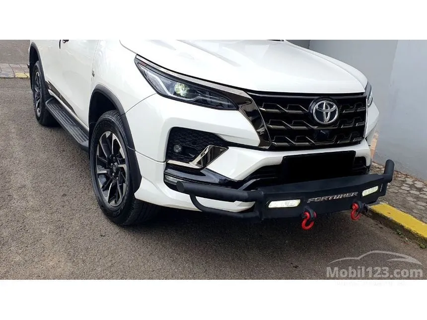 2022 Toyota Fortuner SRZ GR SPORT 4X2 SUV