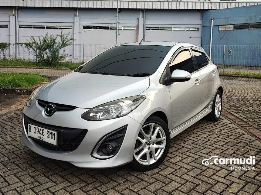 2014 Mazda 2 RZ Hatchback