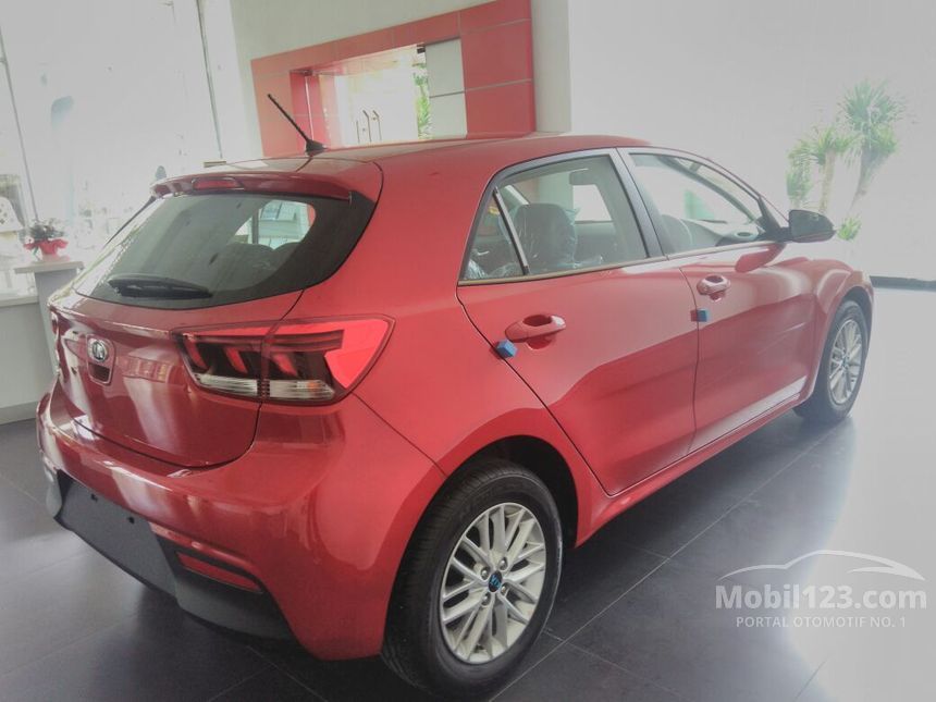 Jual Mobil KIA Rio 2018 YB 1.4 di Jawa Tengah Automatic 