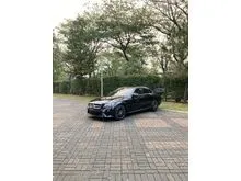 2019 Mercedes-Benz C200 1.5 EQ Boost Avantgarde Line Sedan Black on Black Odo 25 Rb (TERMURAH)