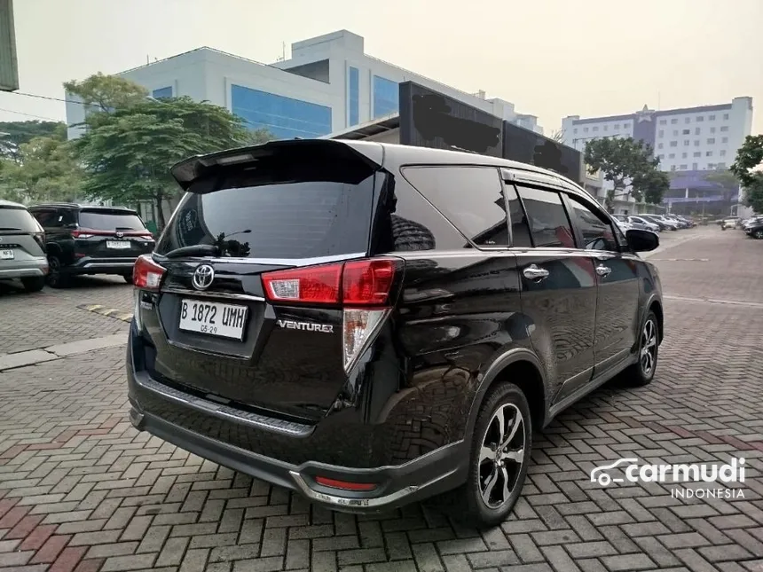 2022 Toyota Innova Venturer Wagon