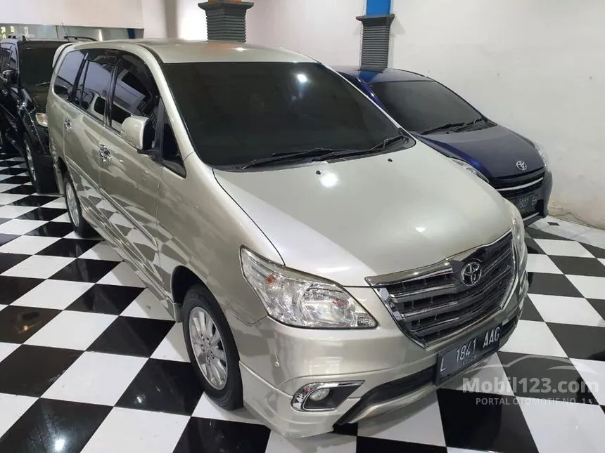 Jual Mobil Toyota Kijang Innova 2014 V Luxury 2.0 di Jawa Timur Manual MPV Silver Rp 185.000.000
