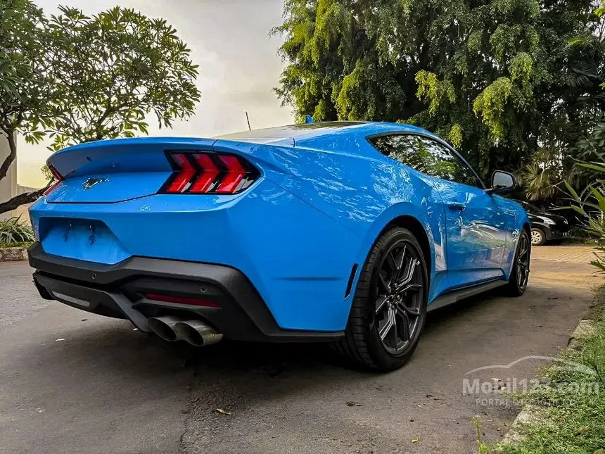 2025 Ford Mustang EcoBoost Fastback