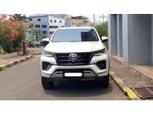 2020 Toyota Fortuner 2.4 VRZ 4X4 SUV putih tetradrive matic