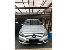 2012 Mercedes-Benz B200 1.6 Urban Hatchback