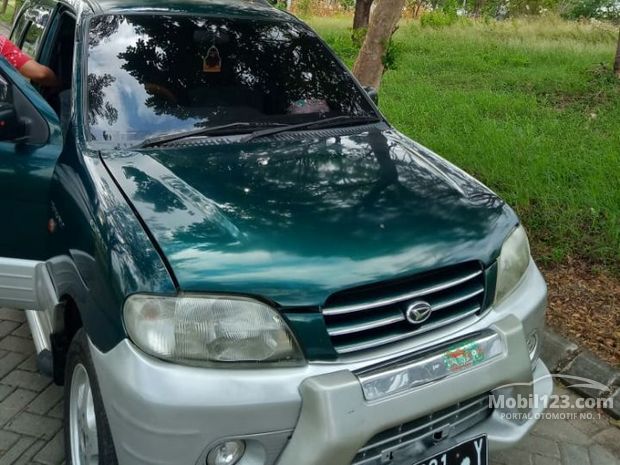 Daihatsu Taruna Mobil bekas dijual di Jawa-timur Indonesia - Dari 14 