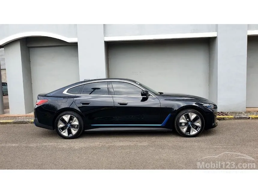 2024 BMW i4 eDrive35 Coupe