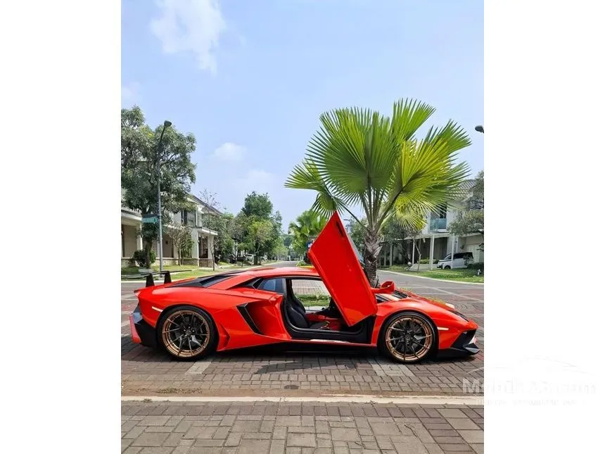 2013 Lamborghini Aventador LP700-4 Coupe
