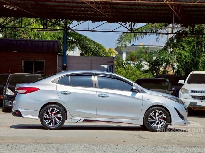 2018 Toyota Yaris Ativ S Sedan