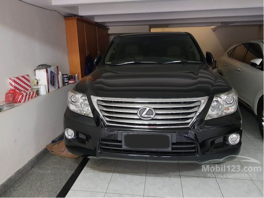 2009 Lexus LX570 V8 5.7 Automatic SUV Offroad 4WD