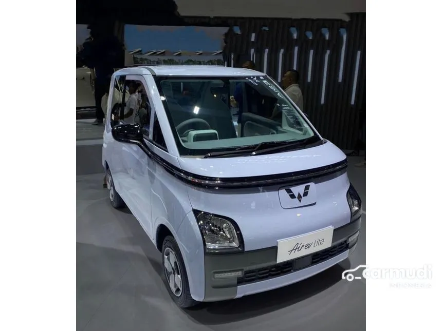 2024 Wuling EV Air ev Lite Long Range Hatchback