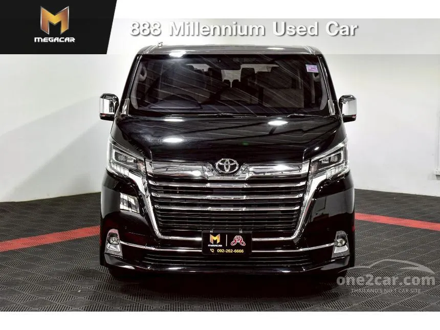 2020 Toyota Majesty Standard Van