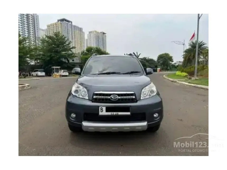 Jual Mobil Daihatsu Terios 2013 TX 1.5 di Jawa Barat Automatic SUV Abu