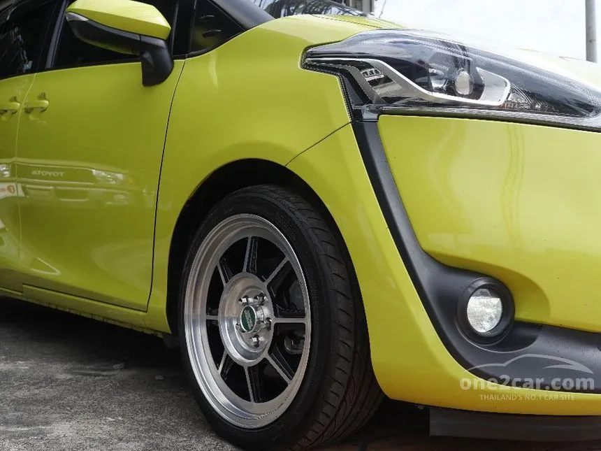 2023 Toyota SIENTA V Wagon