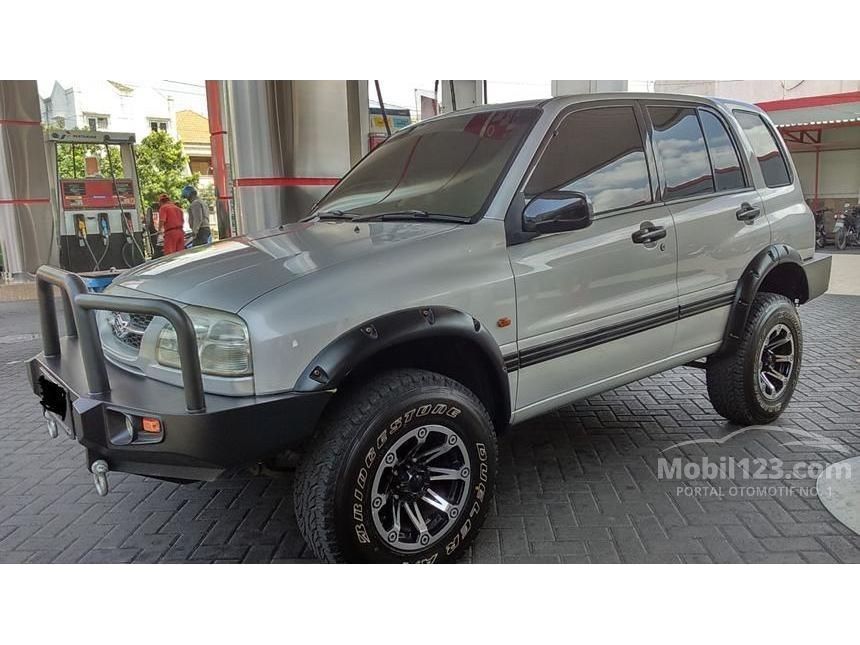 Jual Mobil  Suzuki Grand Escudo  2006 XL 7 2 5 di Jawa Timur 