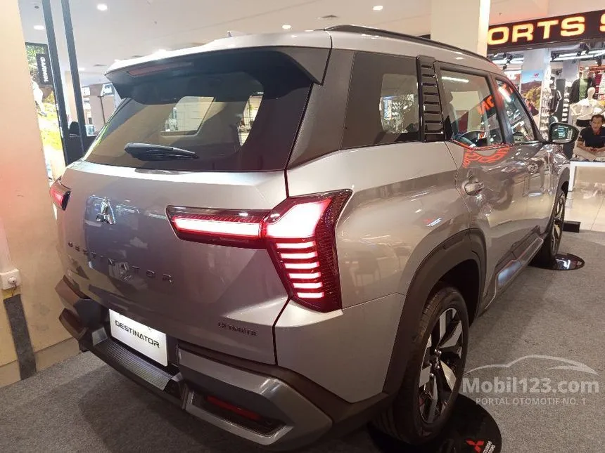 2026 Mitsubishi Destinator Ultimate Premium SUV