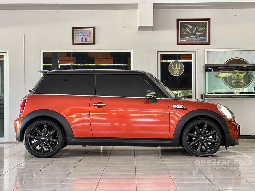 2013 Mini COOPER S Look 2 Hatchback