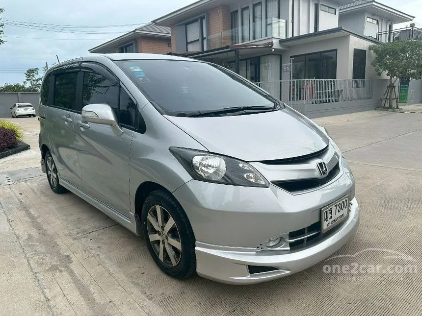 2011 Honda FREED E Sport Navi Wagon