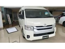 2025 Toyota Hiace 3.0 Commuter Van Ready Stock Harga Murah - Murah Disini