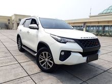 Toyota Fortuner VRZ 2017 Pakaian Pribadi Dijamin Murah