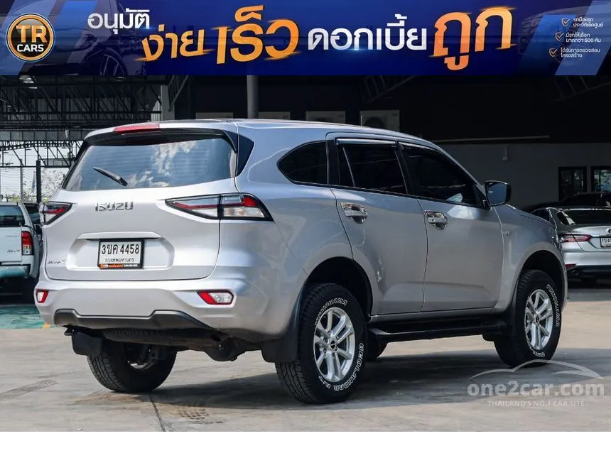 2022 Isuzu MU-X Active SUV