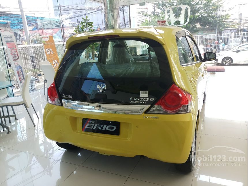 Jual Mobil  Honda  Brio 2019 Satya E 1 2 di DKI Jakarta 