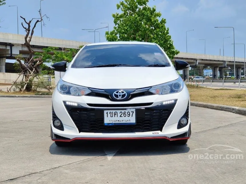 2020 Toyota Yaris High Hatchback