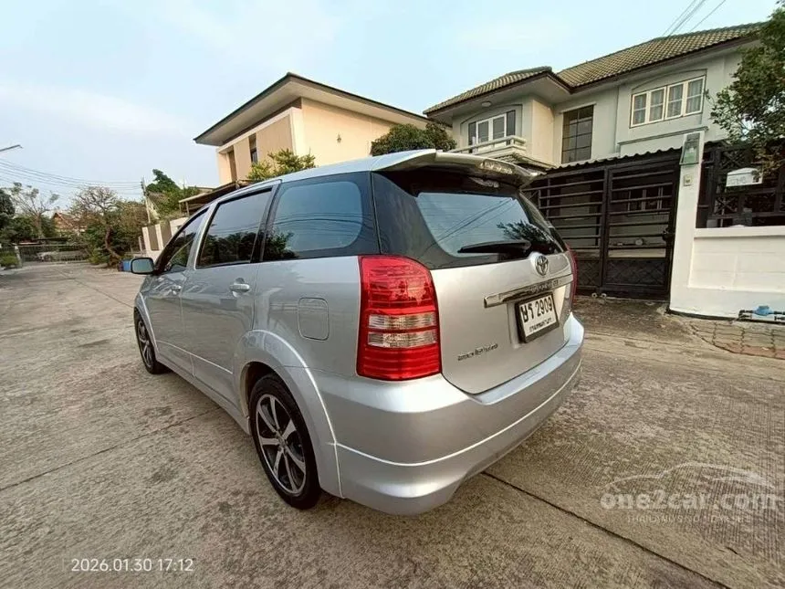 2004 Toyota WISH S Wagon